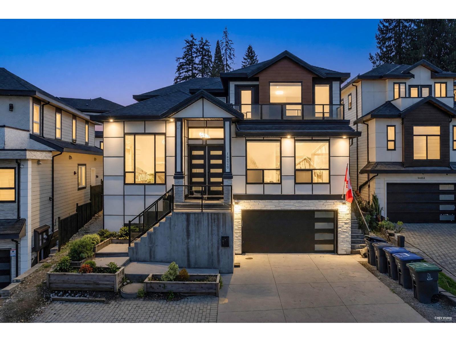 14220 114 Avenue, Surrey, British Columbia  V3R 5H3 - Photo 3 - R3158498