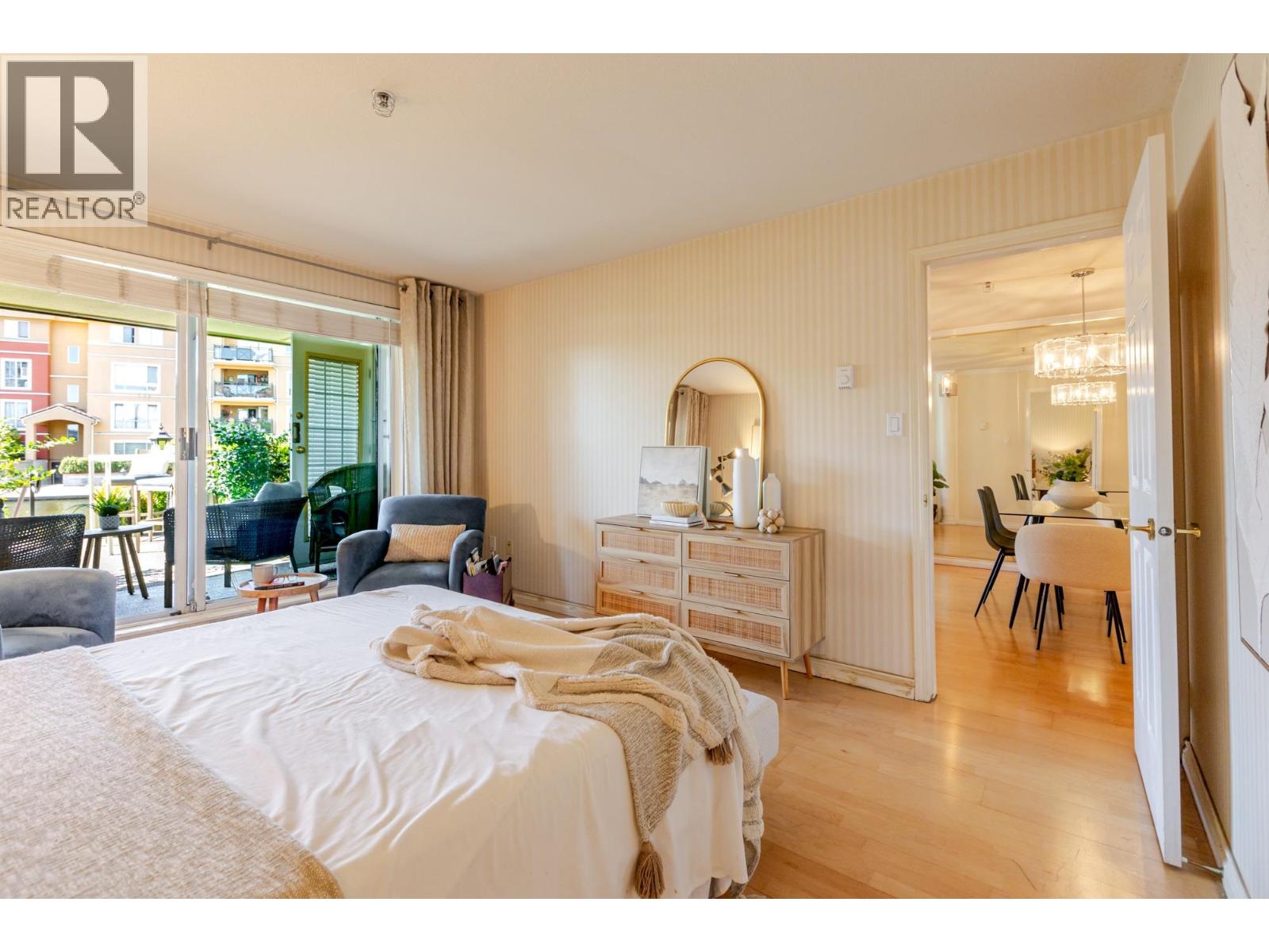 103 2 Renaissance Square, New Westminster, British Columbia  V3M 6K3 - Photo 23 - R3158587