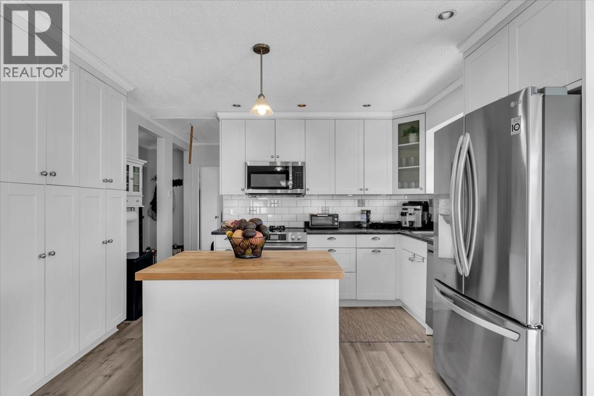 135 E 27 Street, North Vancouver, British Columbia  V7N 1B3 - Photo 9 - R3158957