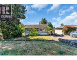 135 E 27 STREET, North Vancouver, British Columbia