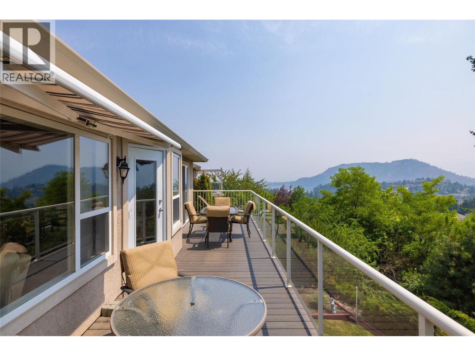 2281 Shannon Heights Court, West Kelowna, British Columbia  V4T 2V1 - Photo 10 - 10393377