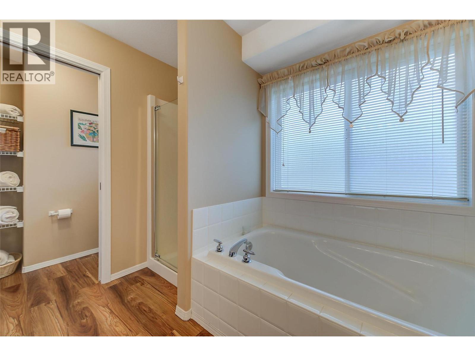 2281 Shannon Heights Court, West Kelowna, British Columbia  V4T 2V1 - Photo 24 - 10393377