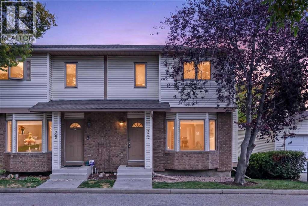 32 Patina Park SW, Calgary, Alberta