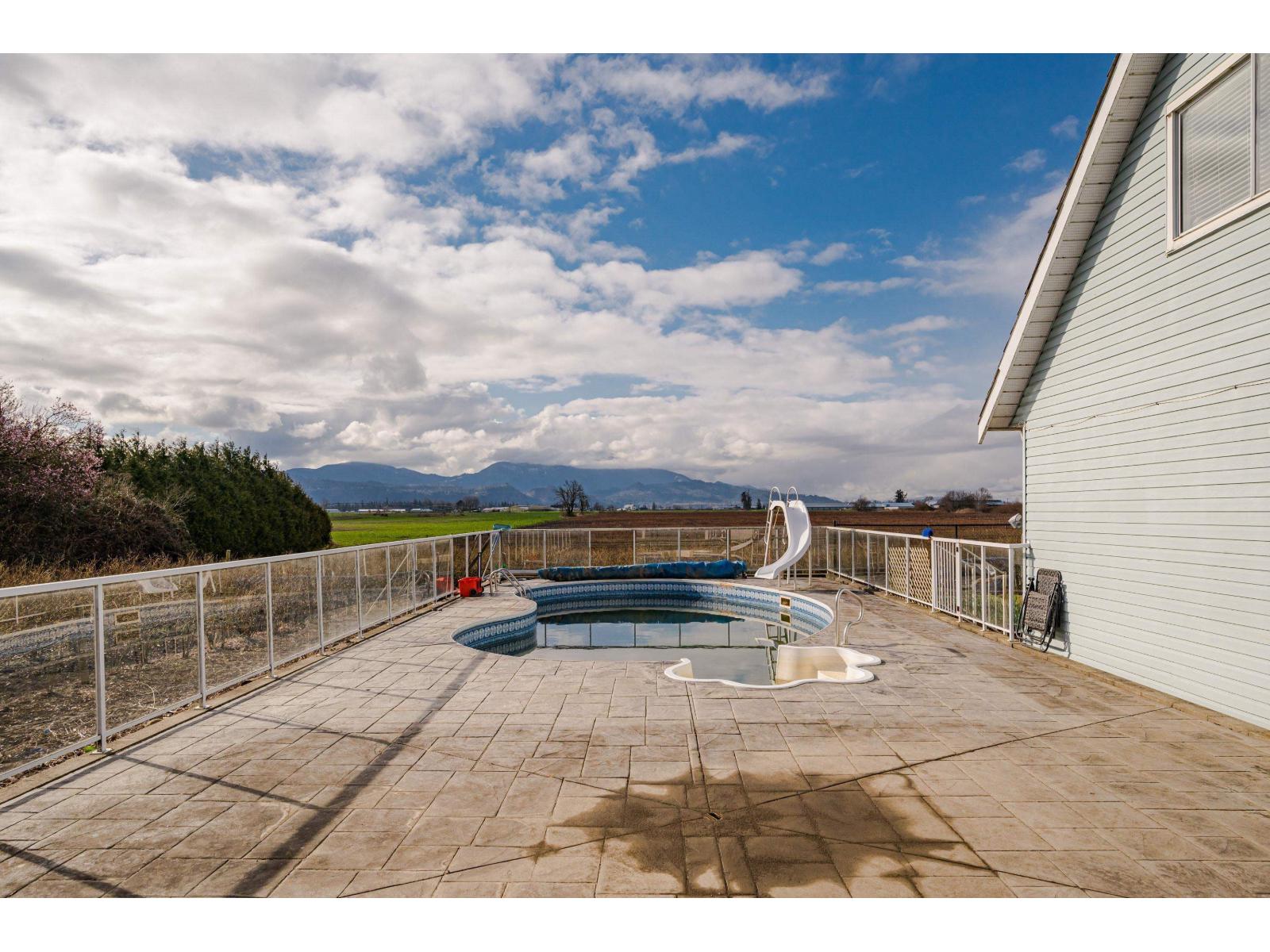 35826 South Parallel Road, Abbotsford, British Columbia  V3G 2K4 - Photo 29 - R3158191