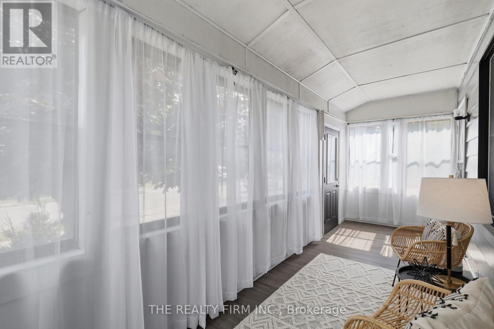 946 Lorne Avenue, London East (East G), Ontario  N5W 3L1 - Photo 5 - X13715836