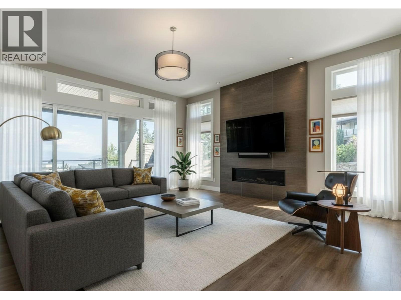 3303 Water Birch Circle, Kelowna, British Columbia  V1V 3G1 - Photo 3 - 10396595