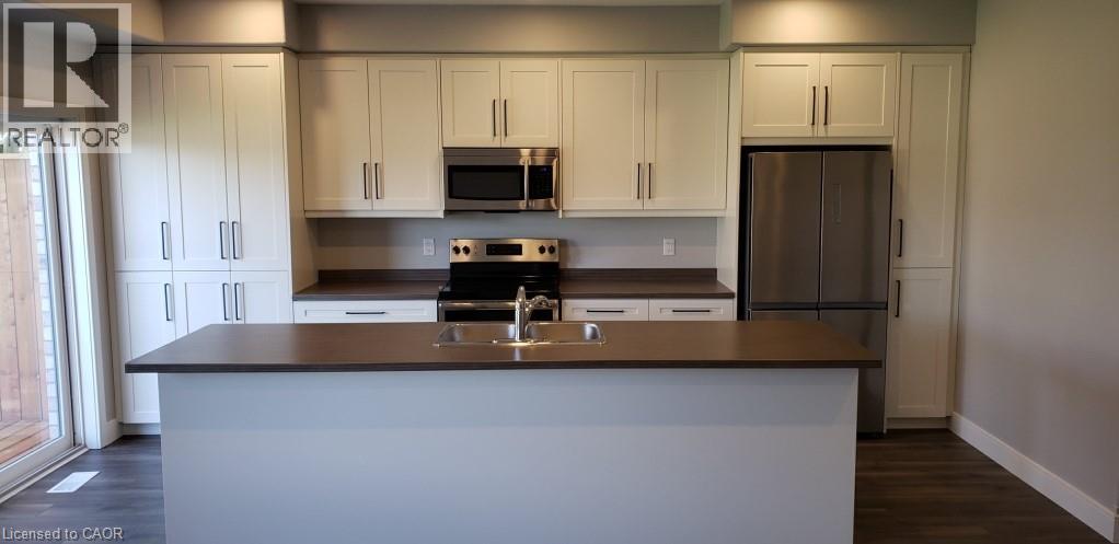 291 Falcon Drive Unit# 14, Woodstock, Ontario  N4T 0M7 - Photo 2 - 40858329