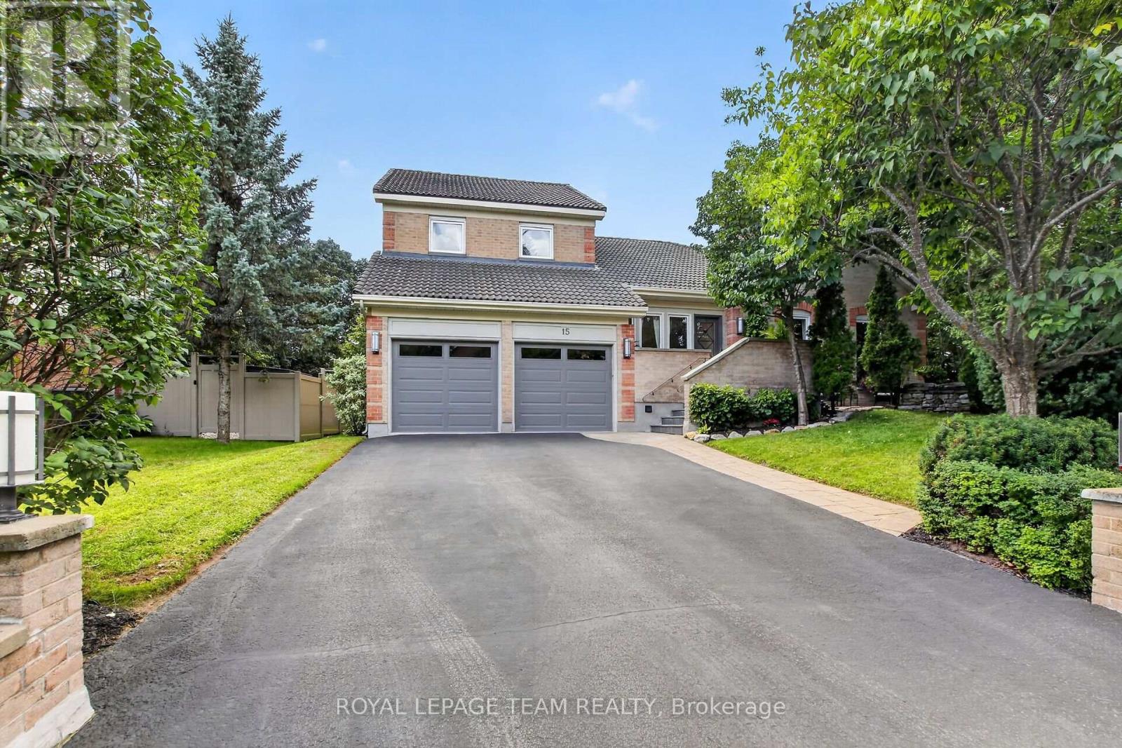 15 KINTAIL COURT, Ottawa, Ontario
