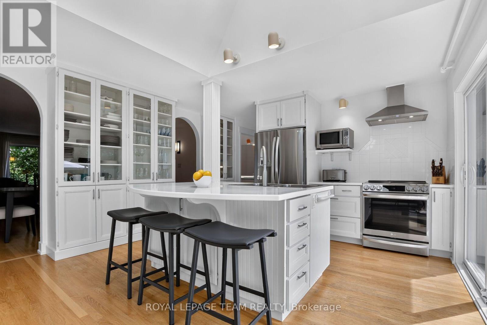 15 Kintail Court, Ottawa, Ontario  K2S 1G8 - Photo 11 - X13715816