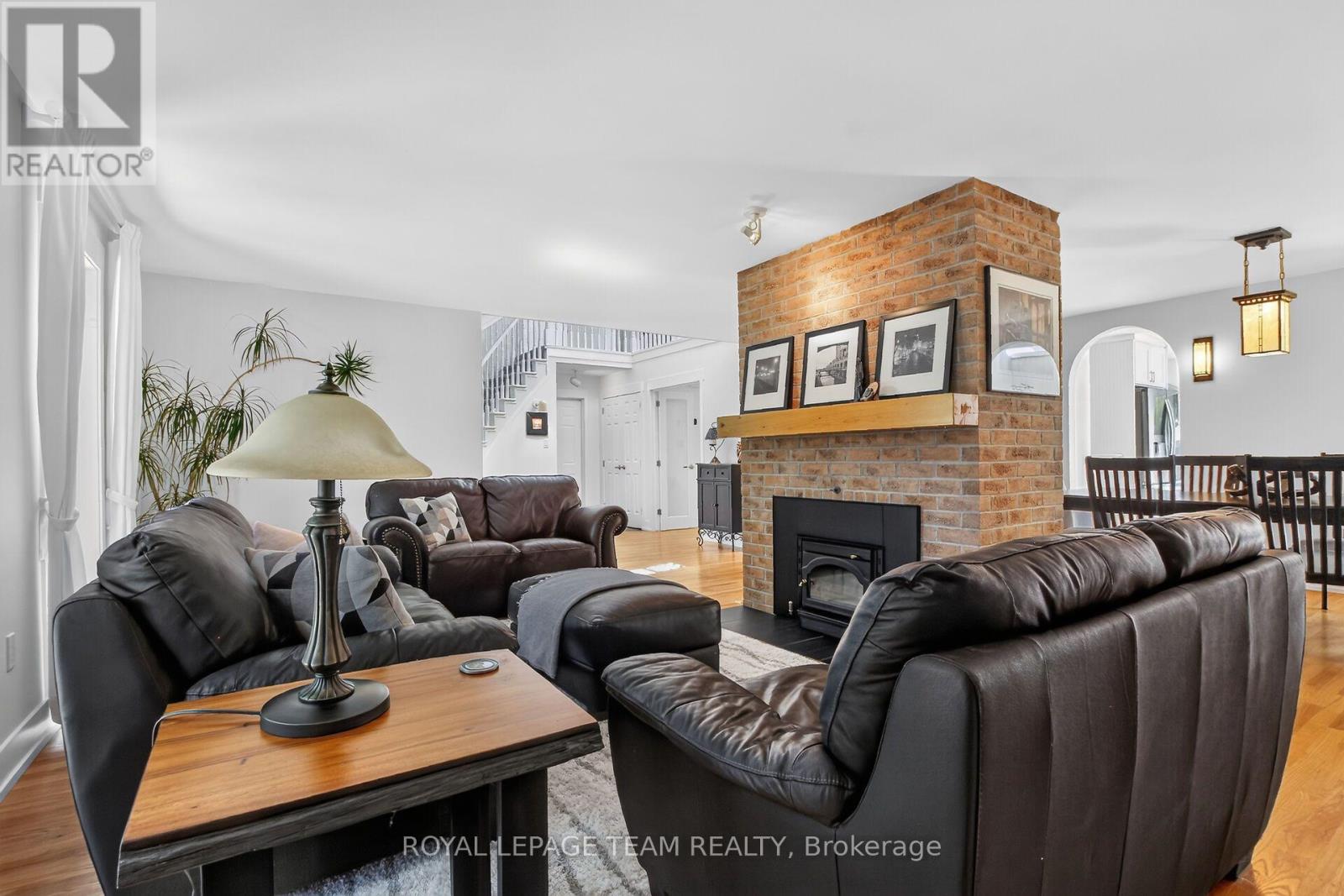 15 Kintail Court, Ottawa, Ontario  K2S 1G8 - Photo 6 - X13715816