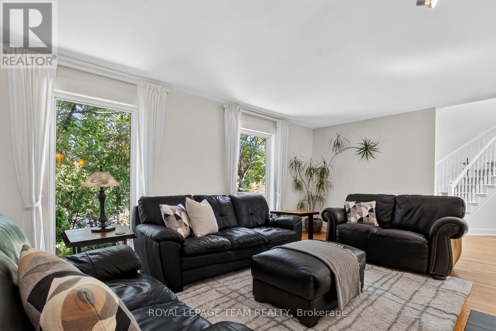 15 Kintail Court, Ottawa, Ontario  K2S 1G8 - Photo 8 - X13715816