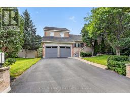 15 KINTAIL COURT, Ottawa, Ontario