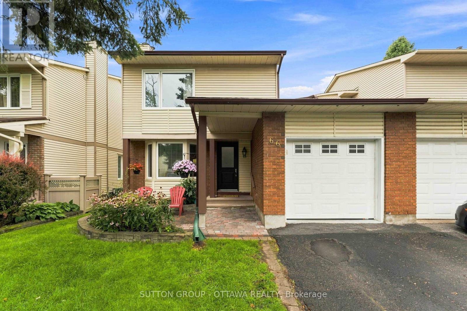 66 FIELDGATE DRIVE, Ottawa, Ontario