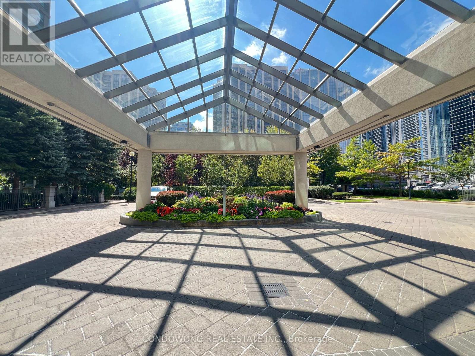 2504 - 21 Hillcrest Avenue, Toronto, Ontario  M2N 7K2 - Photo 2 - C13715796
