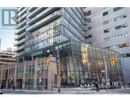4209 - 832 BAY STREET, Toronto, Ontario