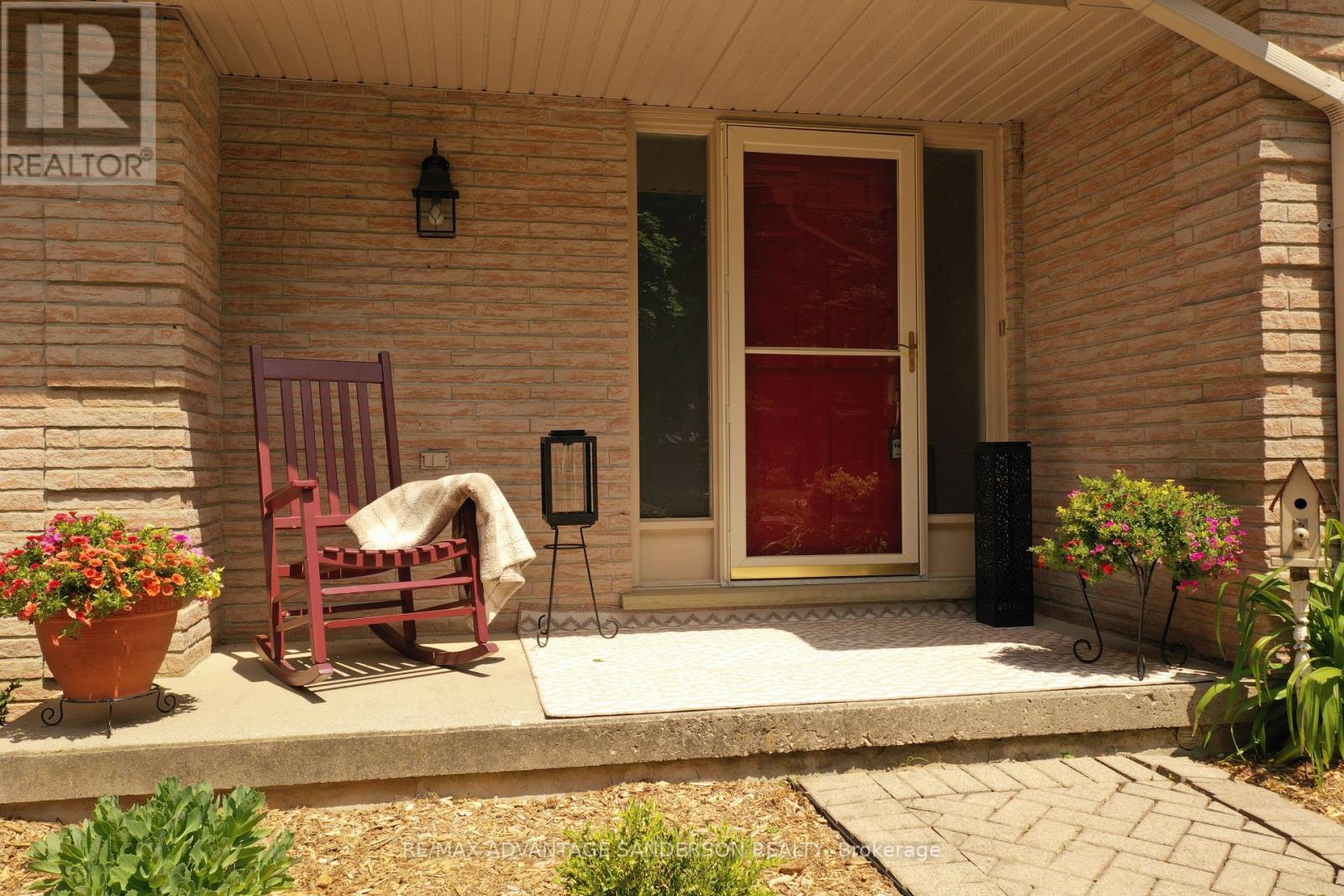 109 Salisbury Drive, Middlesex Centre (Birr), Ontario  N0M 1P0 - Photo 14 - X13420216