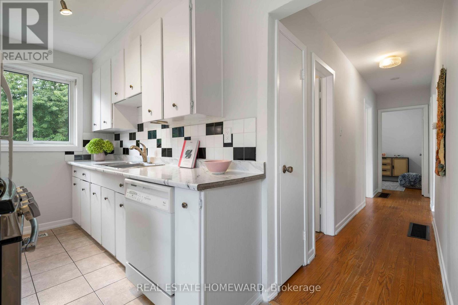 118 Zaph Avenue, Toronto, Ontario  M1C 1M8 - Photo 20 - E13715830