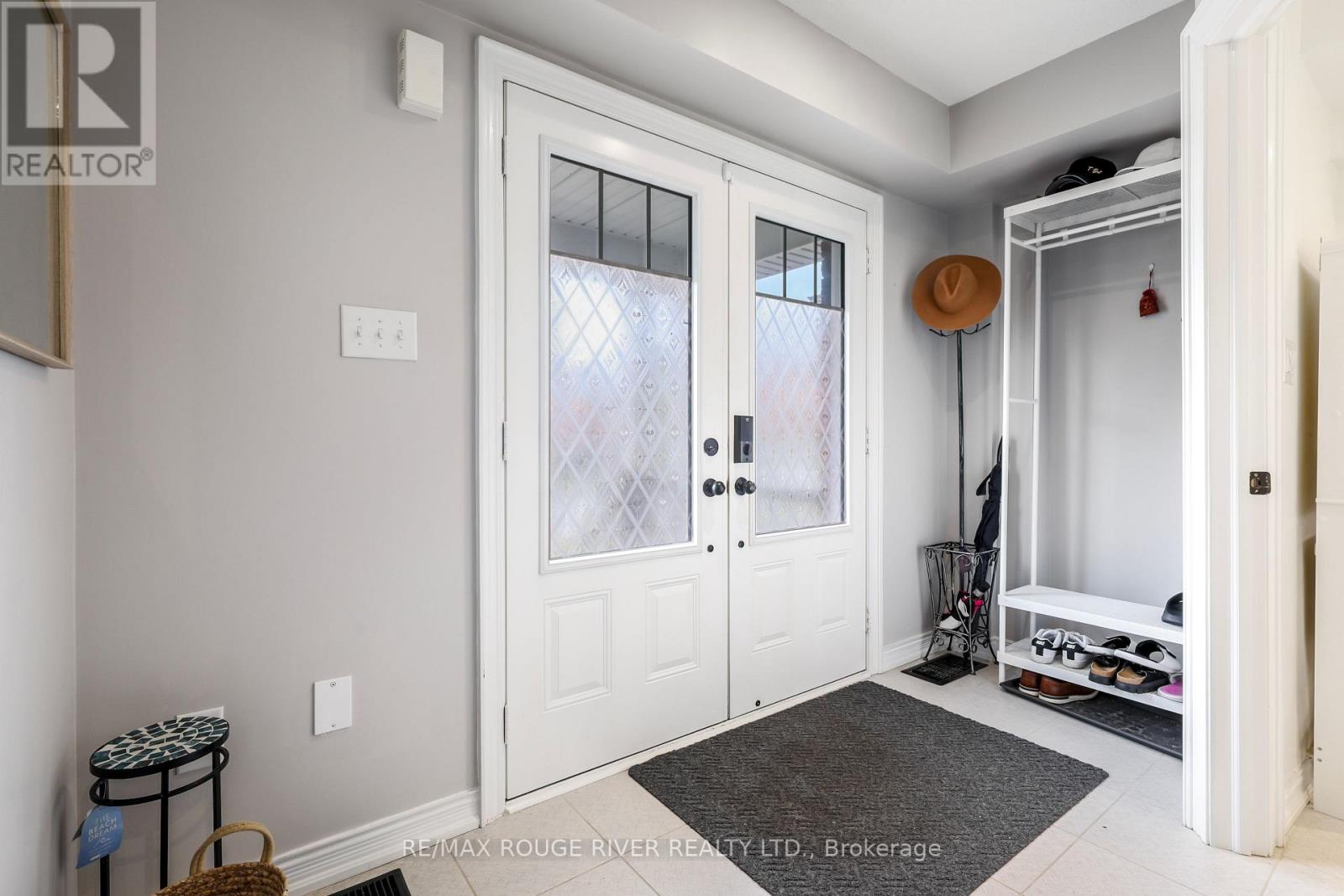 17 Devineridge Avenue, Ajax (Central East), Ontario  L1Z 0T1 - Photo 33 - E13715920