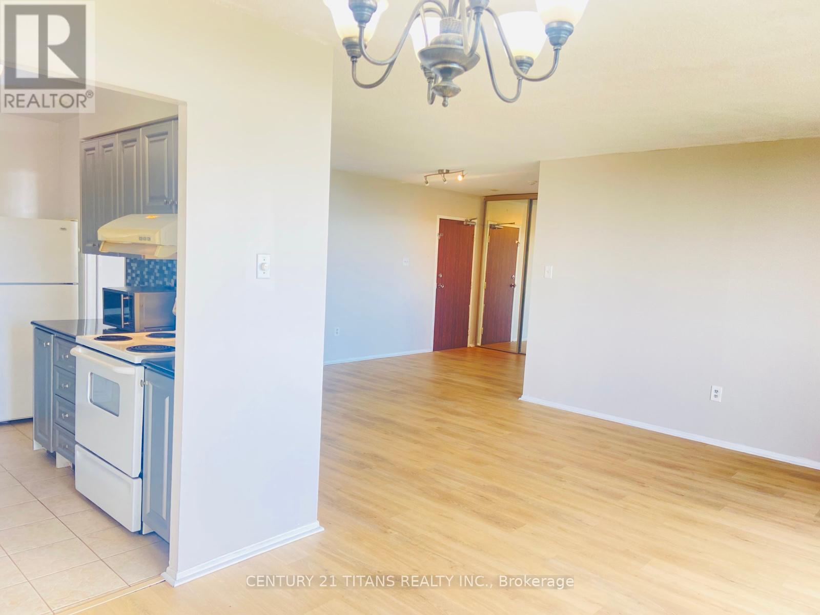 907 - 301 Prudential Drive, Toronto, Ontario  M1P 4V3 - Photo 11 - E13715956