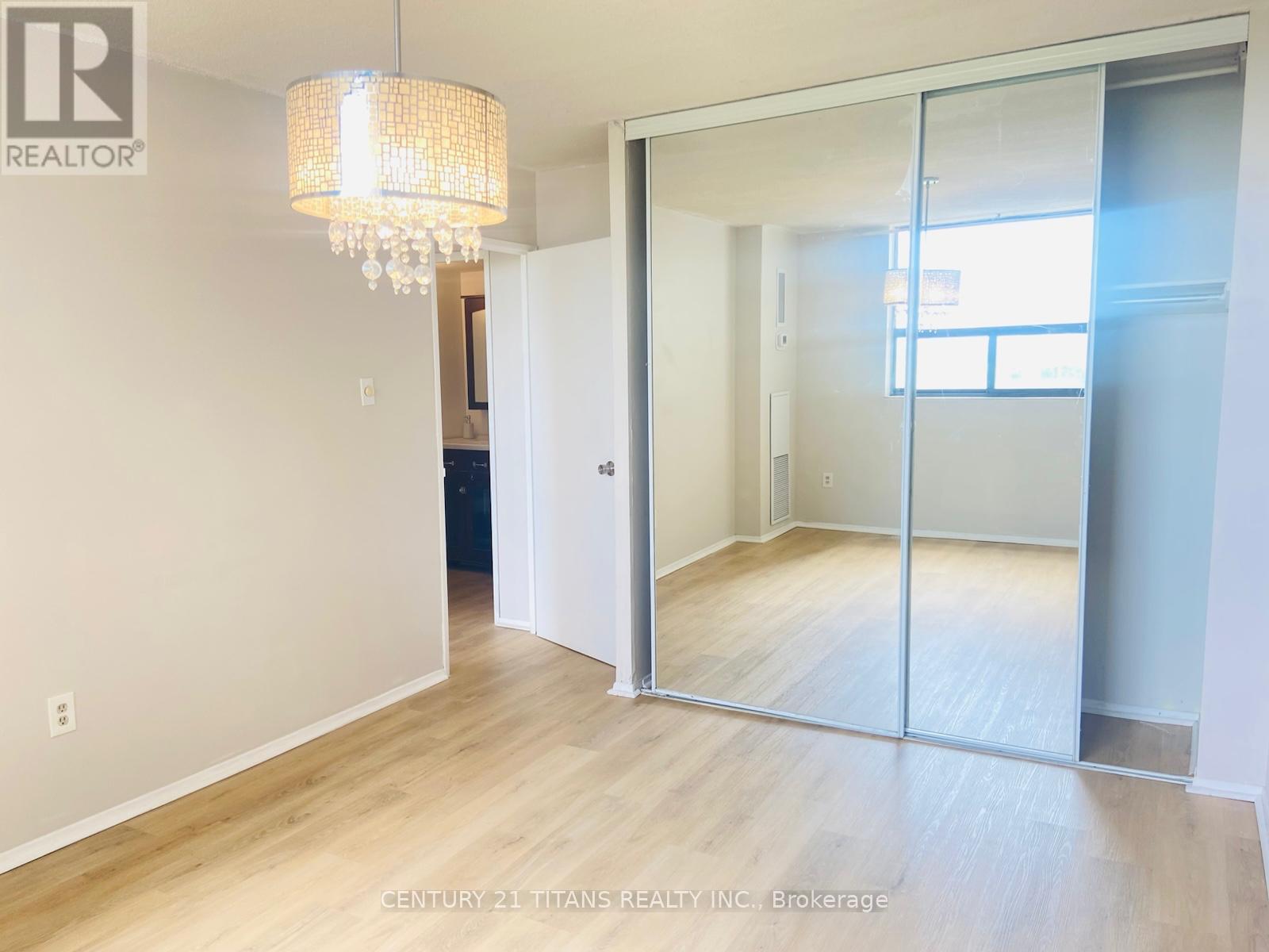 907 - 301 Prudential Drive, Toronto, Ontario  M1P 4V3 - Photo 15 - E13715956
