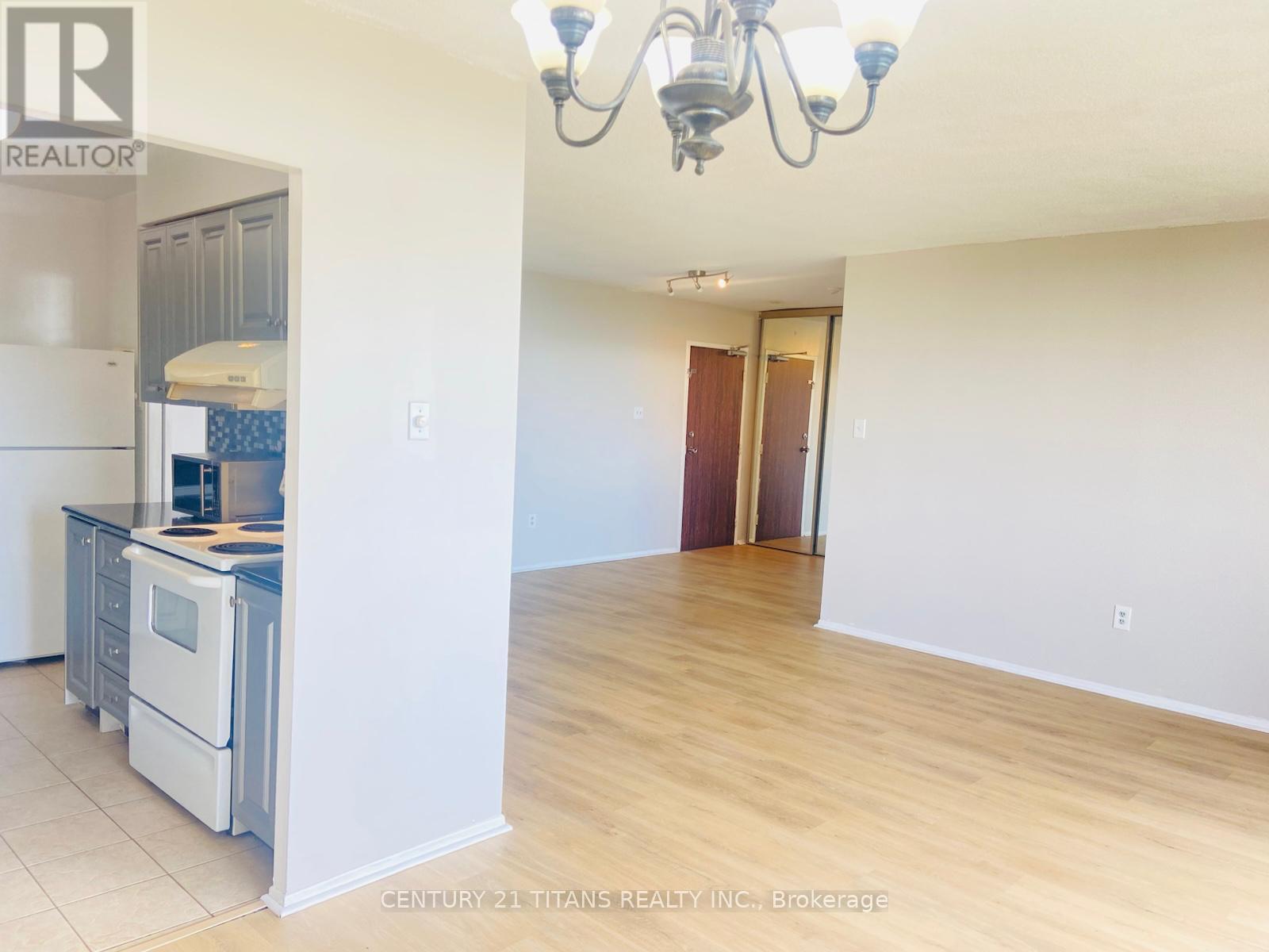 907 - 301 Prudential Drive, Toronto, Ontario  M1P 4V3 - Photo 9 - E13715956