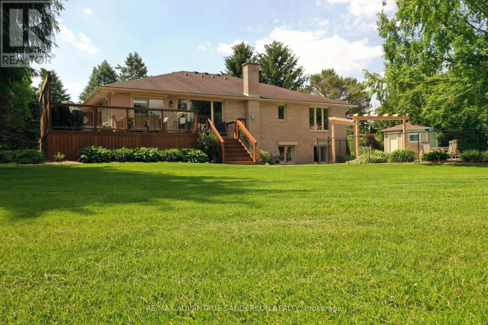 109 Salisbury Drive, Middlesex Centre (Birr), Ontario  N0M 1P0 - Photo 7 - X13420216