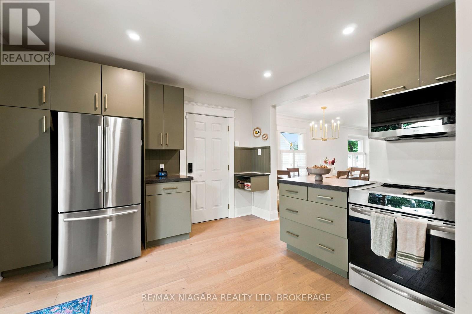 9 Johnston Street, St. Catharines, Ontario  K2N 5K5 - Photo 11 - X13715602
