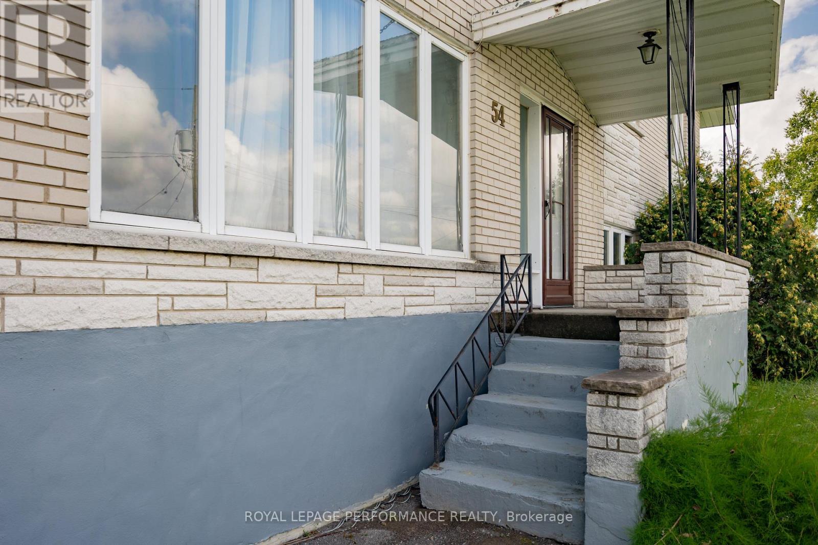 54 Victoria Street W, North Glengarry, Ontario K0C 1A0 - Photo 3 - X13715846