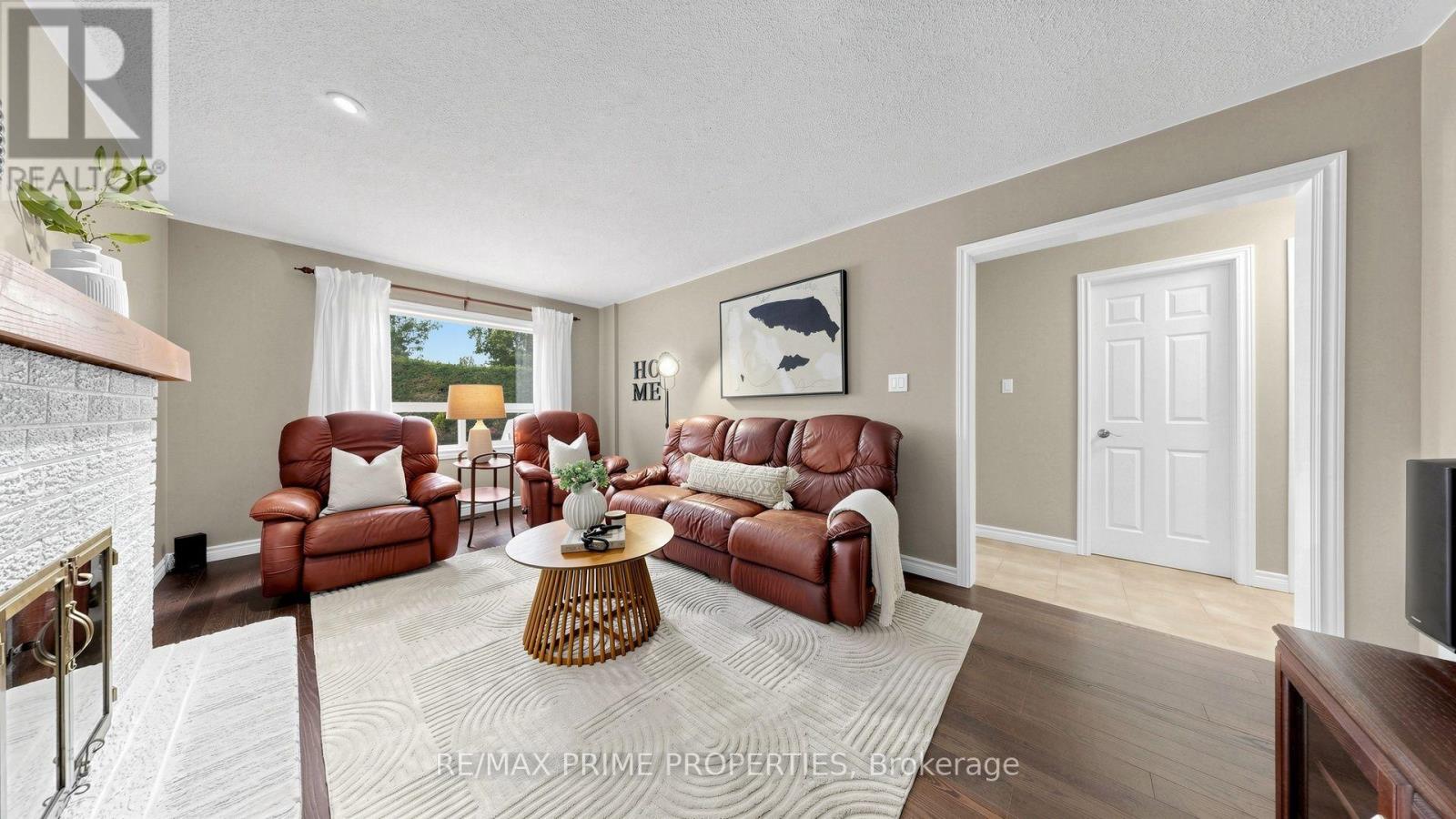 15 Marsh Street, Richmond Hill, Ontario  L4C 7P5 - Photo 10 - N13715916