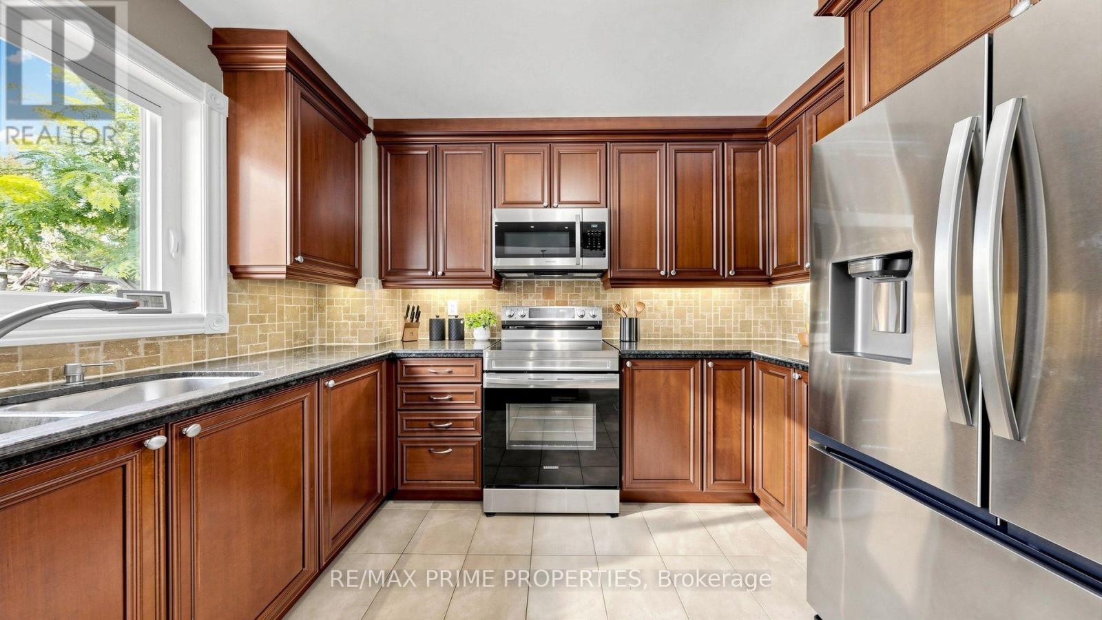 15 Marsh Street, Richmond Hill, Ontario  L4C 7P5 - Photo 13 - N13715916