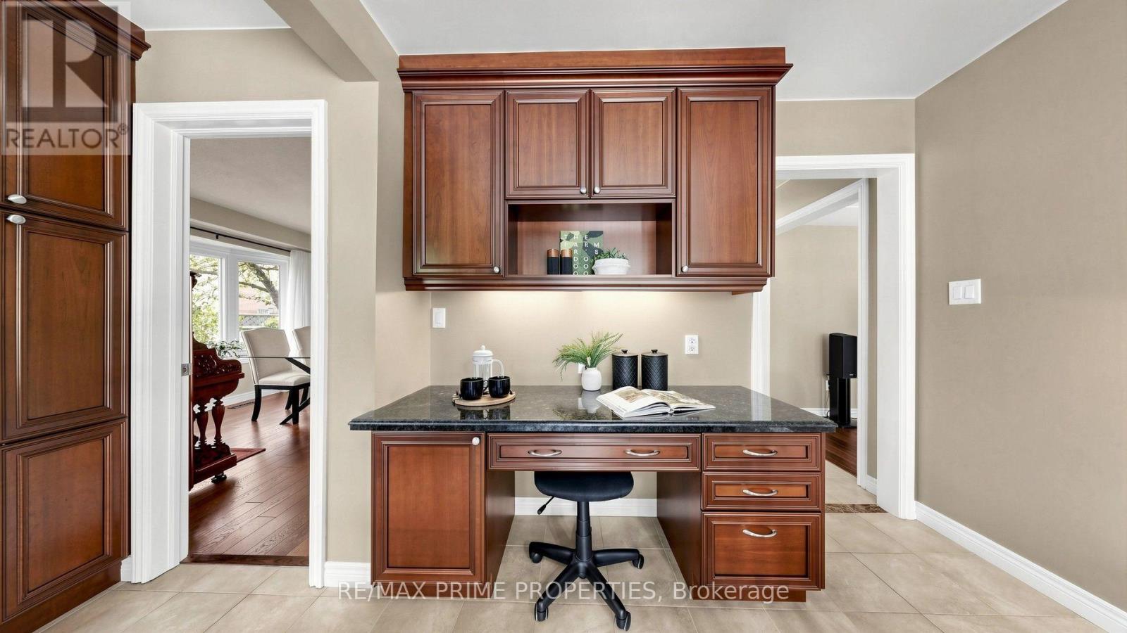15 Marsh Street, Richmond Hill, Ontario  L4C 7P5 - Photo 14 - N13715916