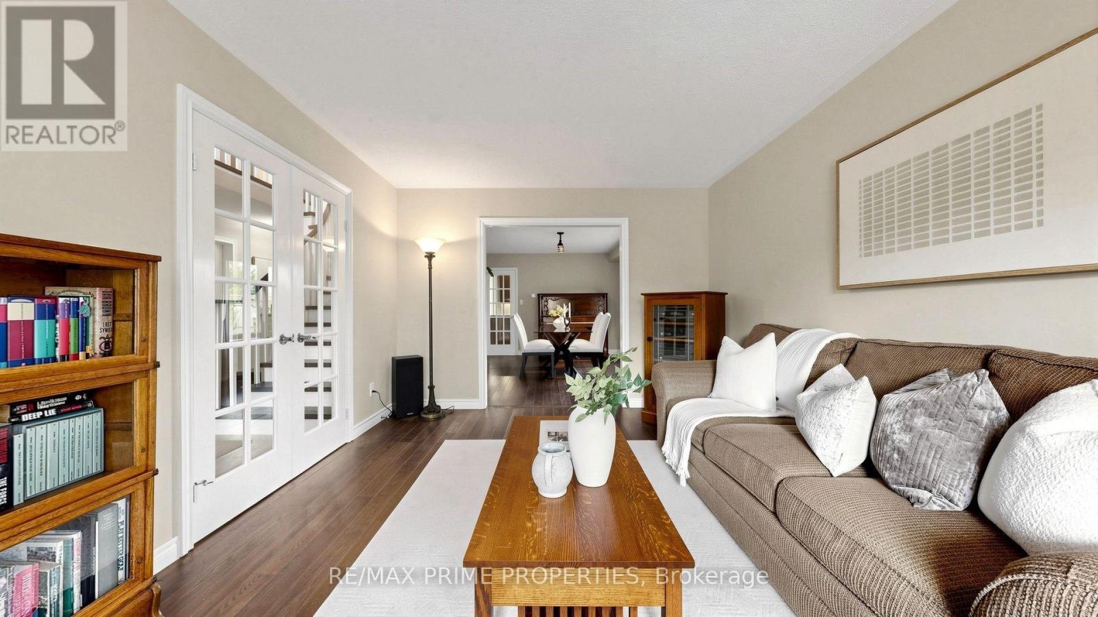 15 Marsh Street, Richmond Hill, Ontario  L4C 7P5 - Photo 6 - N13715916