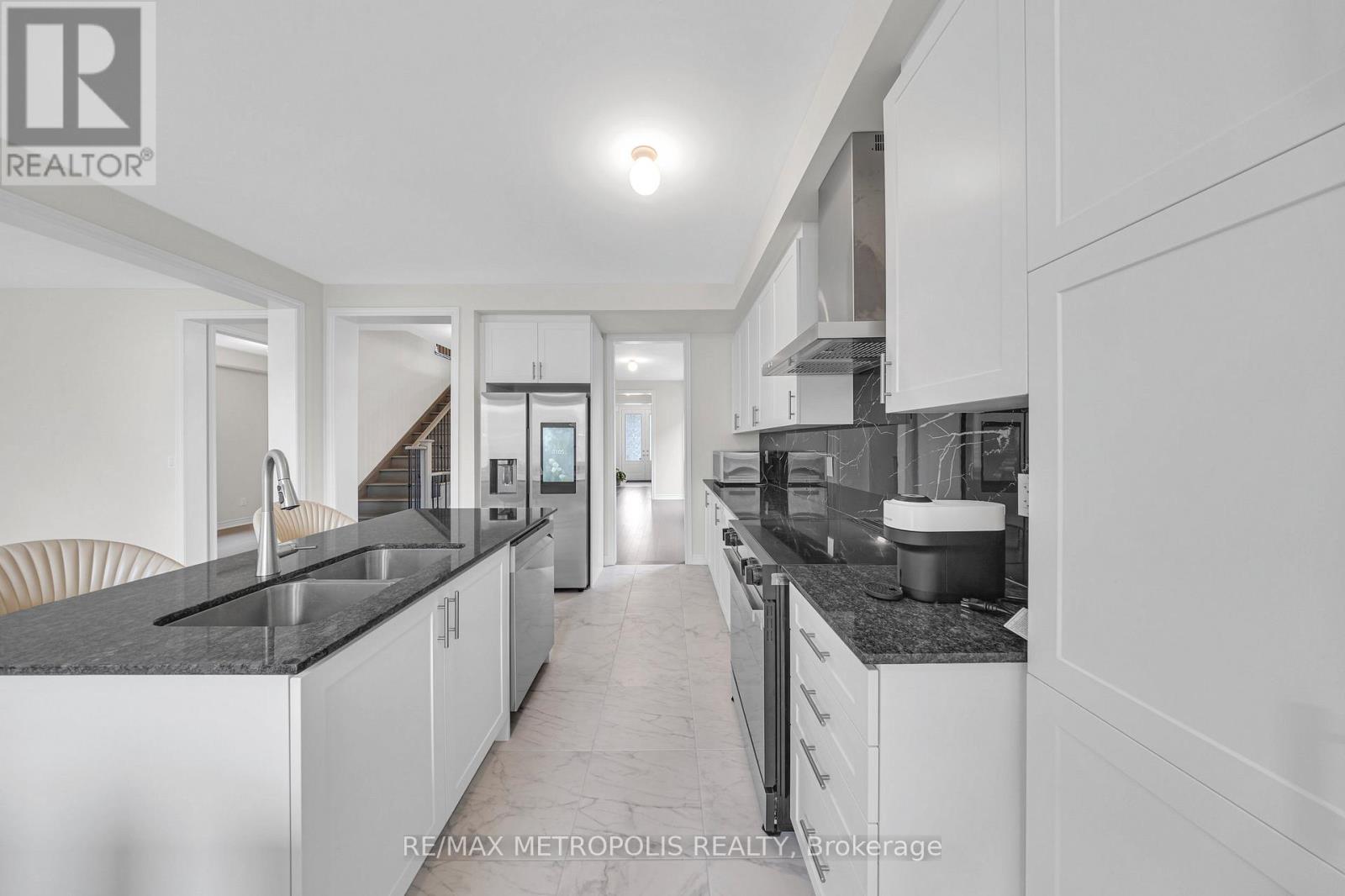 64 Big Canoe Drive, Georgina, Ontario  L0E 1R0 - Photo 17 - N13715934