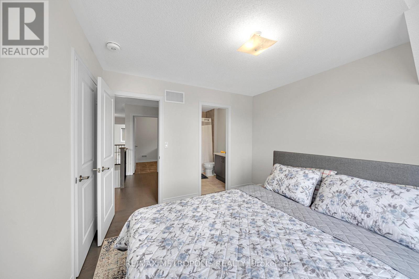 64 Big Canoe Drive, Georgina, Ontario  L0E 1R0 - Photo 29 - N13715934