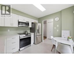 15 GREEN VALLEY Drive Unit# 41, Kitchener, Ontario