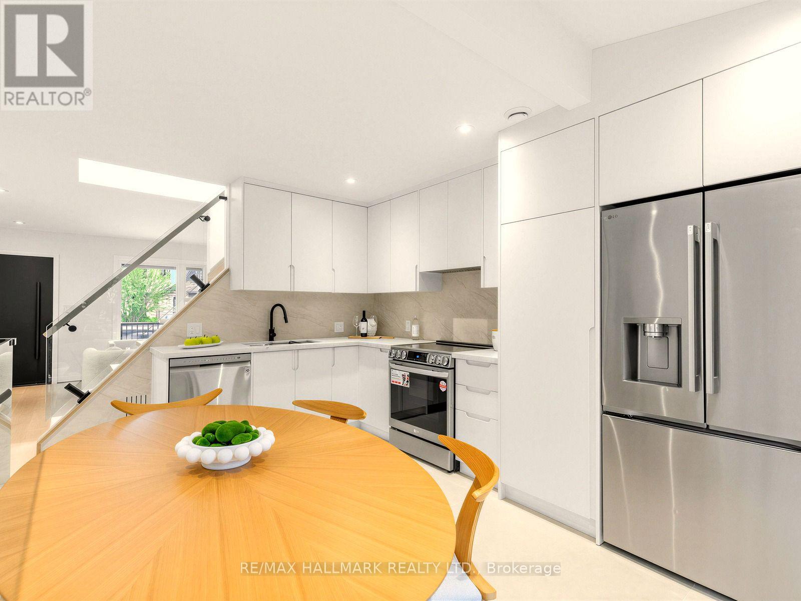227 Donlands Avenue, Toronto, Ontario  M4J 3P9 - Photo 14 - E13712680