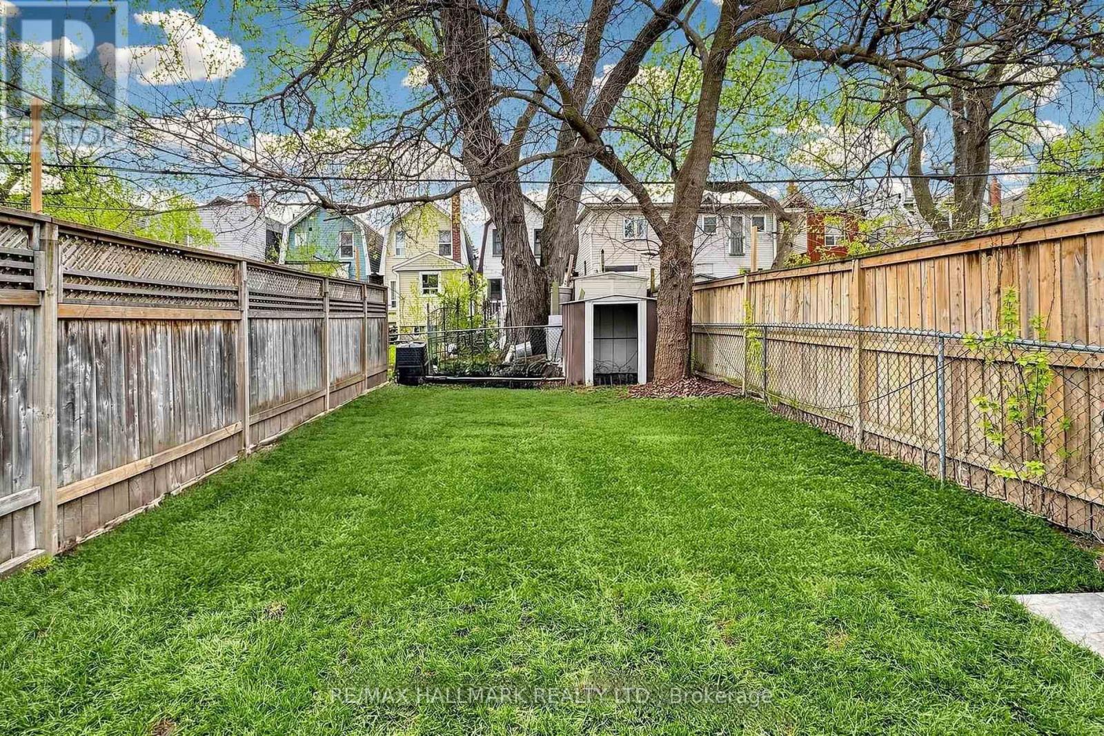 227 Donlands Avenue, Toronto, Ontario  M4J 3P9 - Photo 42 - E13712680