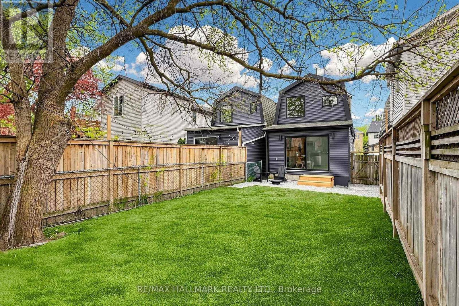 227 Donlands Avenue, Toronto, Ontario  M4J 3P9 - Photo 40 - E13712680