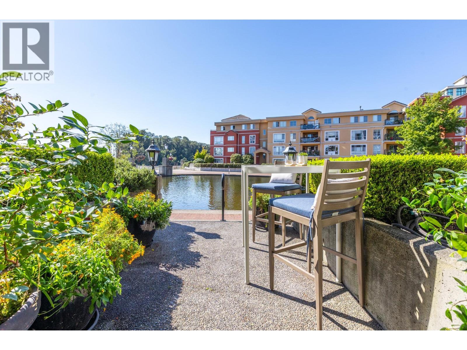 103 2 Renaissance Square, New Westminster, British Columbia  V3M 6K3 - Photo 34 - R3158587