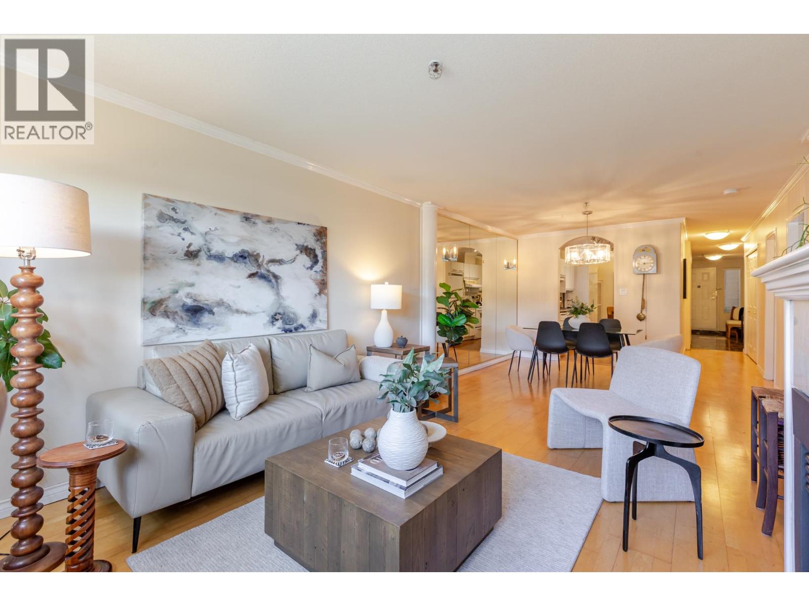 103 2 Renaissance Square, New Westminster, British Columbia  V3M 6K3 - Photo 6 - R3158587