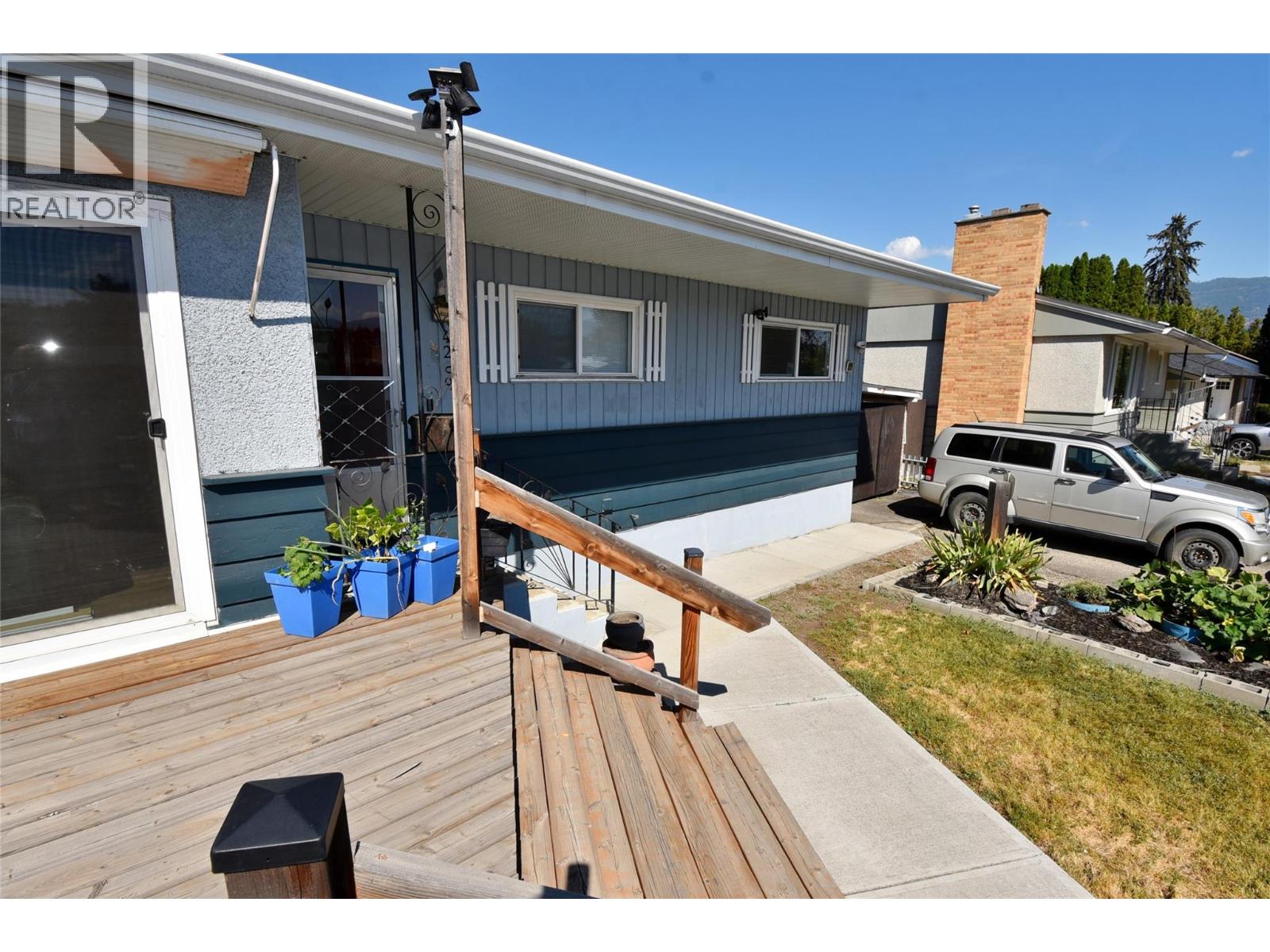 4209 27th Avenue, Vernon, British Columbia V1T 1T3 - Photo 8 - 10398728