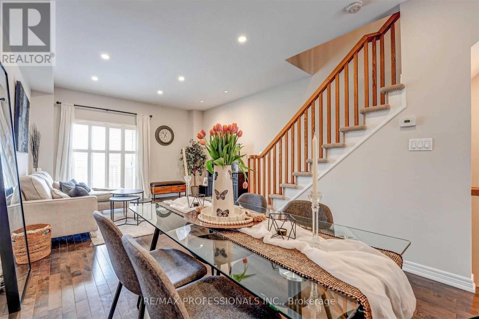 676 Rowley Common, Burlington, Ontario  L7L 0A5 - Photo 18 - W13715834