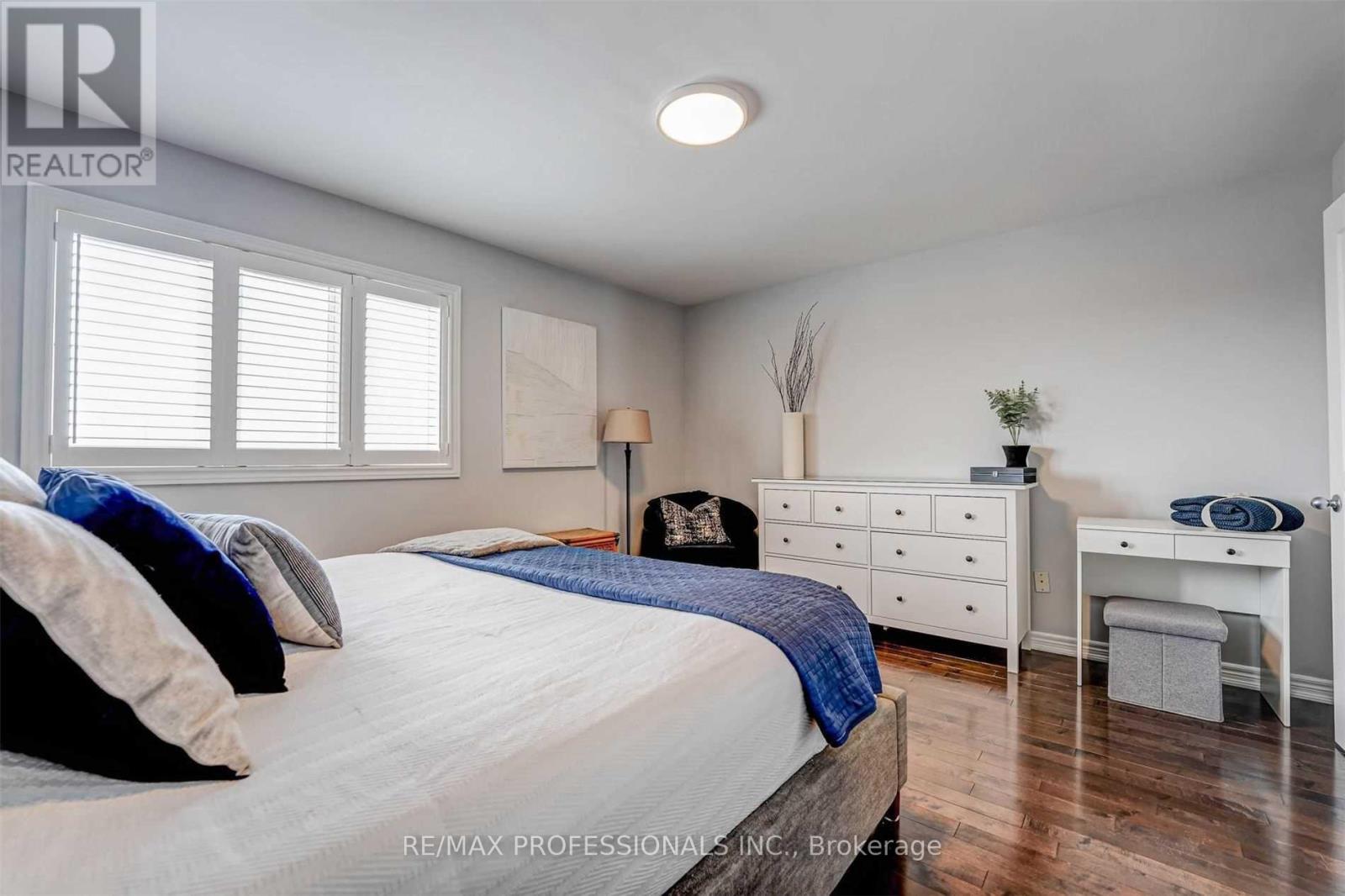 676 Rowley Common, Burlington, Ontario  L7L 0A5 - Photo 24 - W13715834
