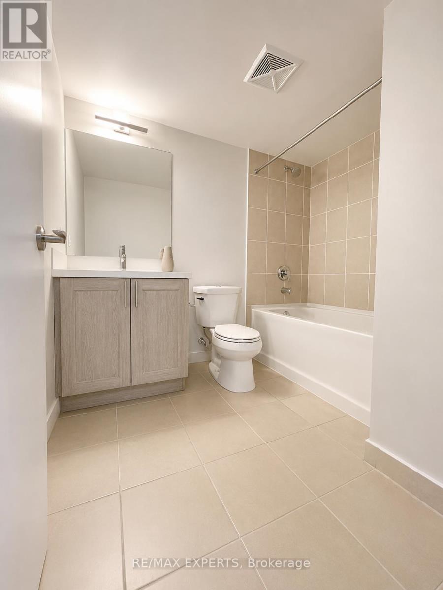 717 - 3091 Dufferin Street, Toronto, Ontario  M6A 0C4 - Photo 13 - W13715912