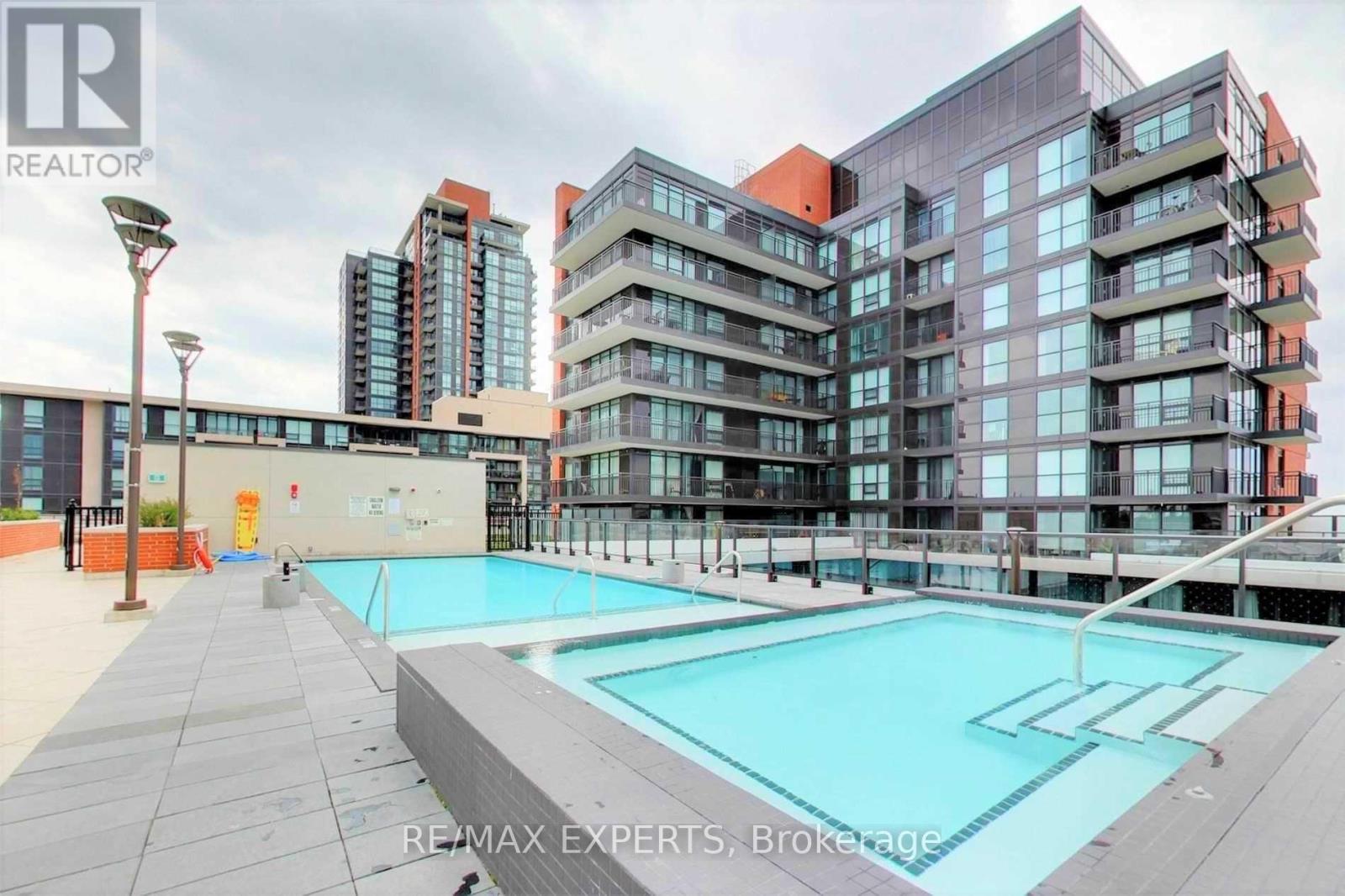 717 - 3091 Dufferin Street, Toronto, Ontario  M6A 0C4 - Photo 3 - W13715912