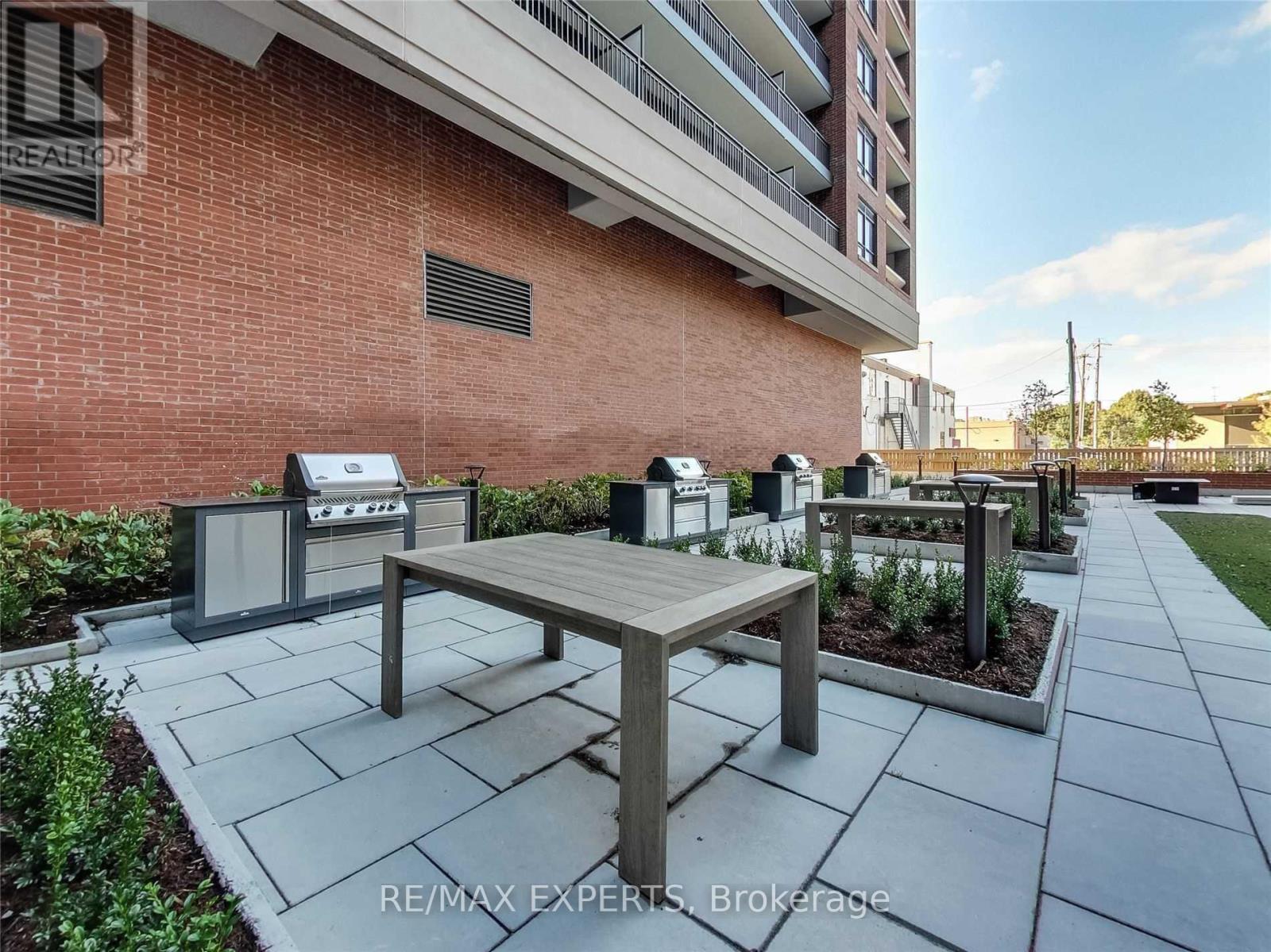 717 - 3091 Dufferin Street, Toronto, Ontario  M6A 0C4 - Photo 7 - W13715912