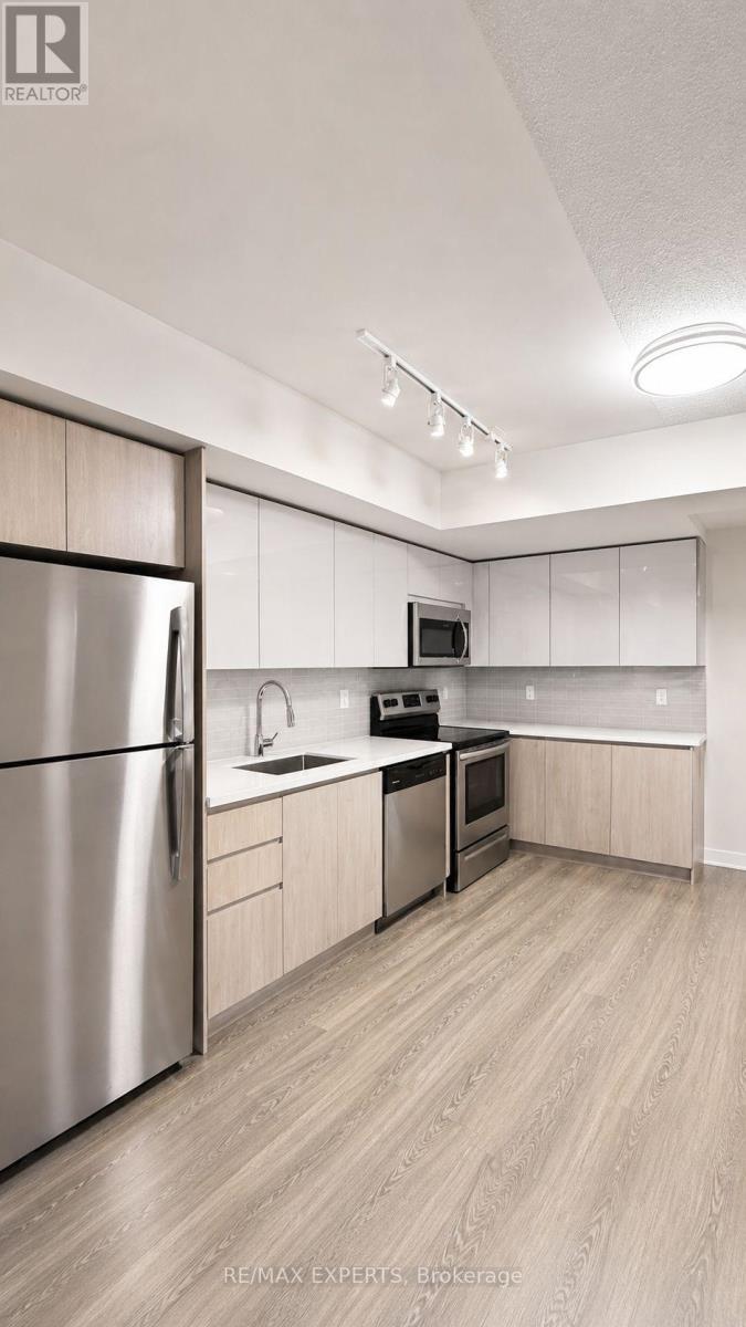 717 - 3091 Dufferin Street, Toronto, Ontario  M6A 0C4 - Photo 9 - W13715912