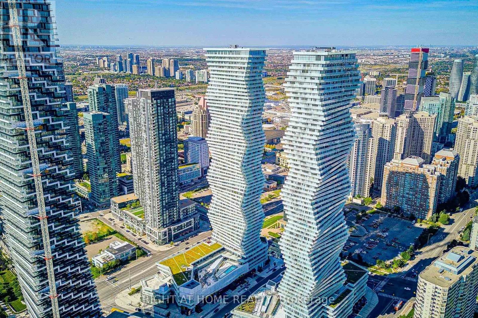 6001 - 3900 CONFEDERATION PARKWAY, Mississauga, Ontario