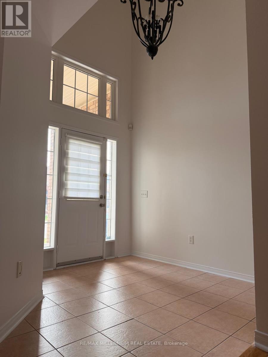 4 Flower Trail, Brampton, Ontario  L6P 1P1 - Photo 16 - W13715946
