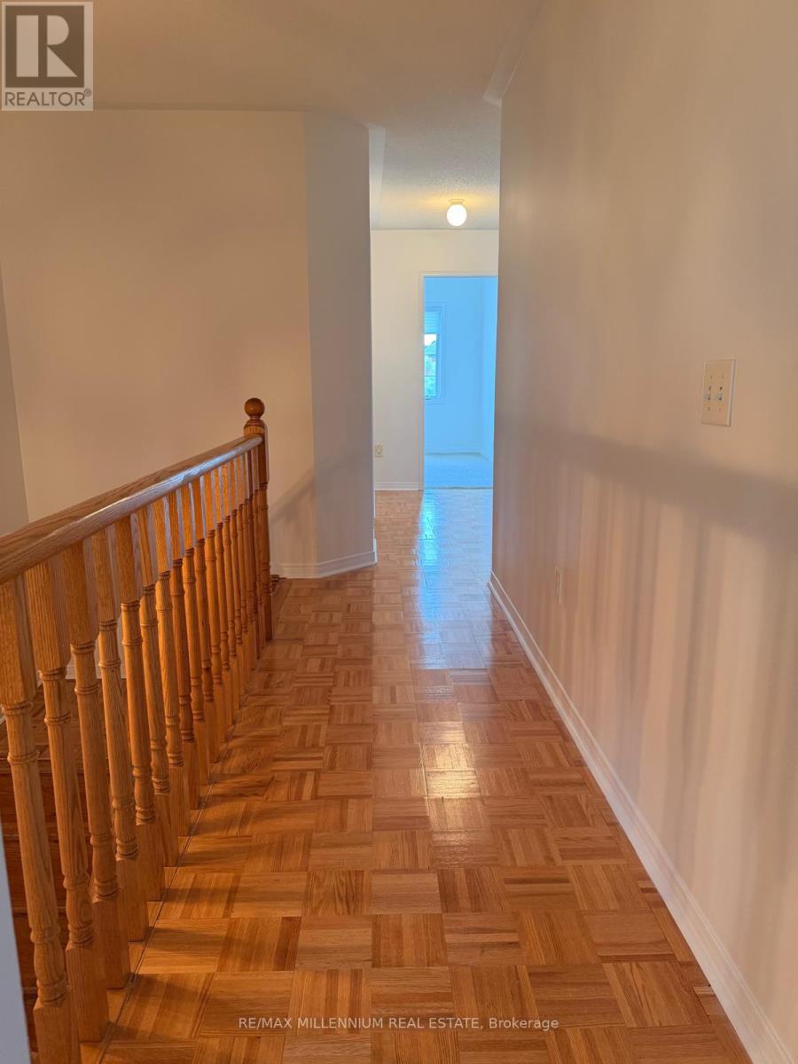4 Flower Trail, Brampton, Ontario  L6P 1P1 - Photo 17 - W13715946
